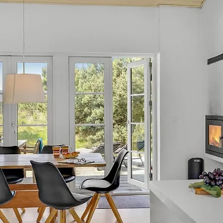 Stunning Home In Vejers Strand With Wifi